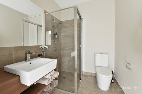 Property photo of 2/3 Arcadia Avenue Reservoir VIC 3073