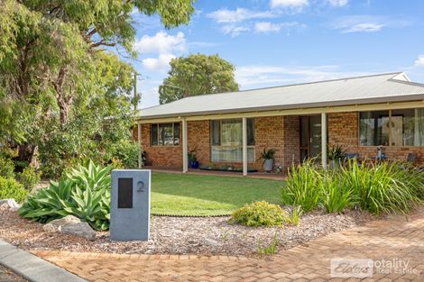 2 Grove St W, Little Grove, WA 6330