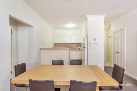 Property photo of 4/7-11 Elkhorn Avenue Surfers Paradise QLD 4217