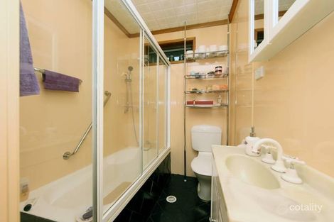 Property photo of 41 Coral Crescent Gateshead NSW 2290