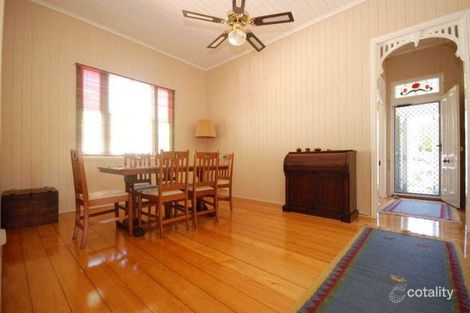 Property photo of 41 Hawthorn Terrace Red Hill QLD 4059