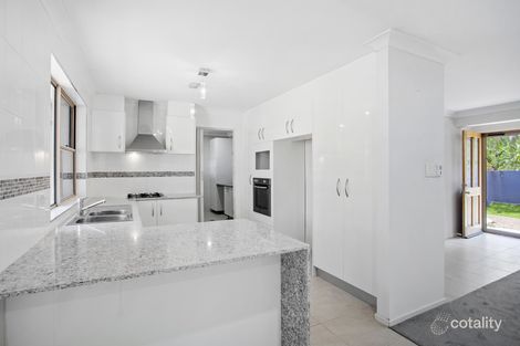 Property photo of 2 Bell Close Mardi NSW 2259