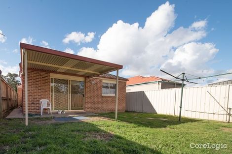 Property photo of 4 Sandover Court Wattle Grove NSW 2173