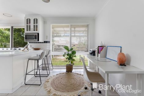 Property photo of 16 Woodland Drive Albanvale VIC 3021