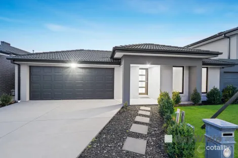 Property photo of 35 Leafy Circuit Cranbourne East VIC 3977
