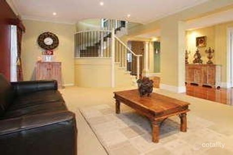 Property photo of 8 Hannora Crescent Croydon VIC 3136