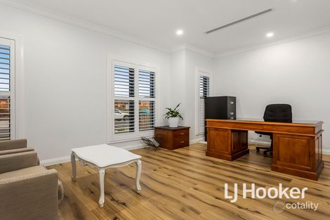 Property photo of 16 Combine Drive Truganina VIC 3029