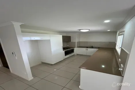 Property photo of 34 Silver Wattle Grove Peregian Springs QLD 4573