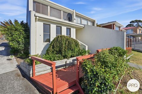 Property photo of 2/47 Calder Crescent Blackmans Bay TAS 7052