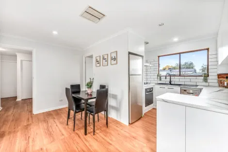 Property photo of 2/4-6 Malone Crescent Morphett Vale SA 5162