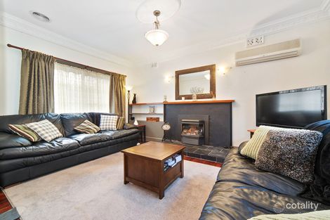 Property photo of 10 Bowen Street Woodend VIC 3442