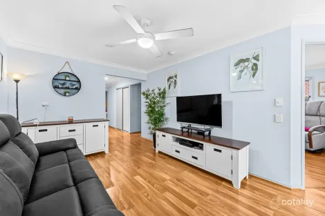 Property photo of 11 Cavill Place Runcorn QLD 4113