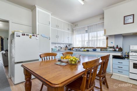 Property photo of 6 Churchill Square Colac VIC 3250
