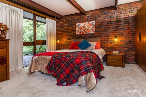 Property photo of 15 Summit Crescent Ringwood North VIC 3134