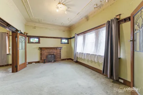 Property photo of 10 Milfay Avenue Moonee Ponds VIC 3039