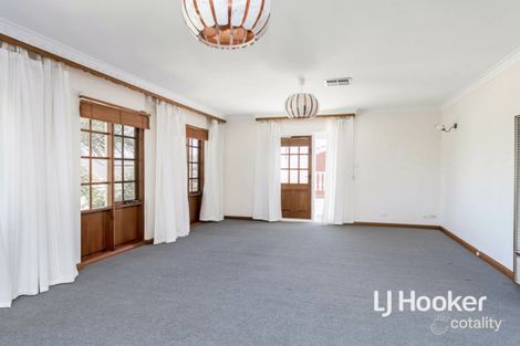 Property photo of 6 Lakeview Avenue West Lakes SA 5021