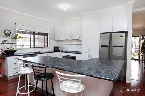 Property photo of 8 Hayden Crescent Albion VIC 3020