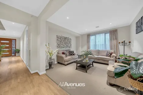 Property photo of 35 Chagall Parade Clyde North VIC 3978