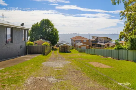 Property photo of 284 Skye Point Road Coal Point NSW 2283