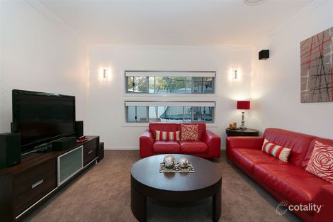 Property photo of 42 Feathertail Place Gumdale QLD 4154