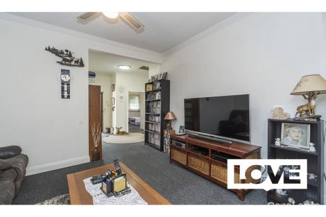 Property photo of 53 Lake Road Wallsend NSW 2287