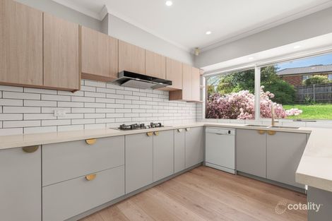 Property photo of 28 Narr-Maen Drive Croydon Hills VIC 3136