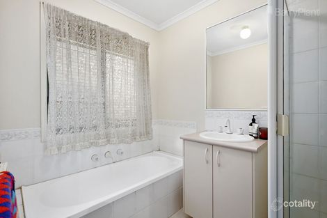 Property photo of 13 Ramble Crescent Croydon VIC 3136