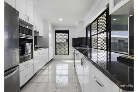 Property photo of 5 Bellavista Circuit Beaconsfield QLD 4740