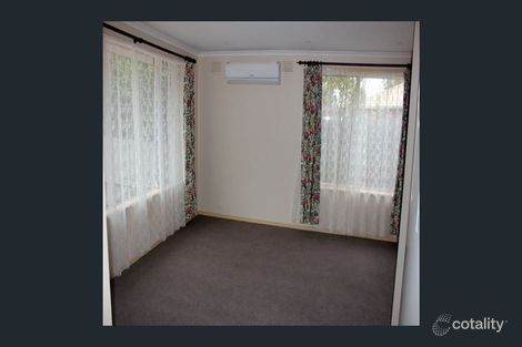 Property photo of 10 Knightsbridge Court Somerville VIC 3912