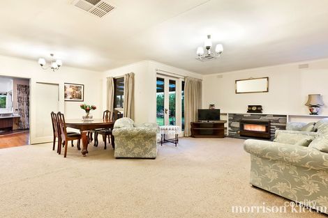 Property photo of 25 Bimbadeen Crescent Yallambie VIC 3085