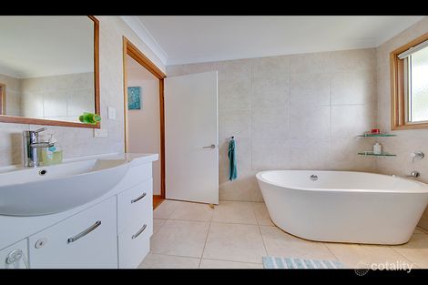 Property photo of 8 Yeppoon Crescent Yeppoon QLD 4703