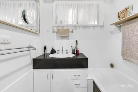 Property photo of 26 Uley Road Craigmore SA 5114