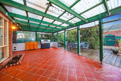 Property photo of 10 Goulburn Circuit Caroline Springs VIC 3023