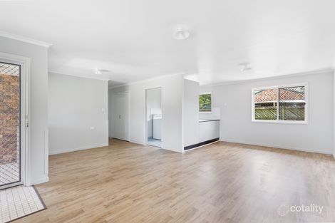Property photo of 1 Signata Close Wynnum West QLD 4178