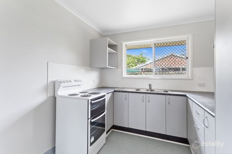Property photo of 1 Signata Close Wynnum West QLD 4178