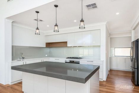 Property photo of 1 Baroda Way Madora Bay WA 6210