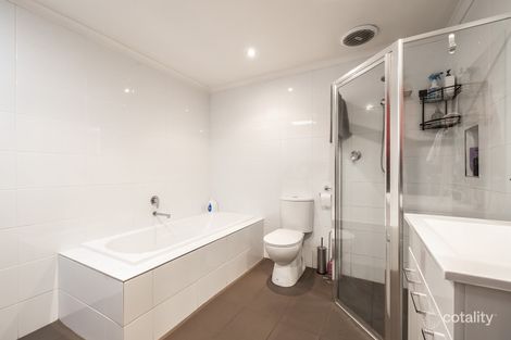 Property photo of 5 Westbourne Road Kensington VIC 3031
