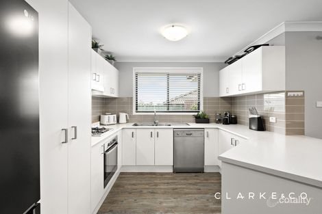 Property photo of 22 Mileham Circuit Rutherford NSW 2320