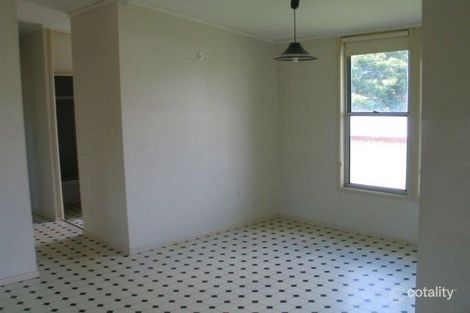 Property photo of 40 Vanneck Street Yangan QLD 4371