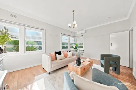 Property photo of 44 Delany Avenue Bright VIC 3741
