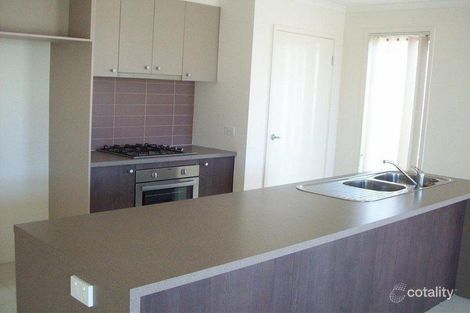 Property photo of 31 Fairhaven Boulevard Melton West VIC 3337