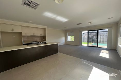 62-64 Wurrook Cct, North Geelong, VIC 3215