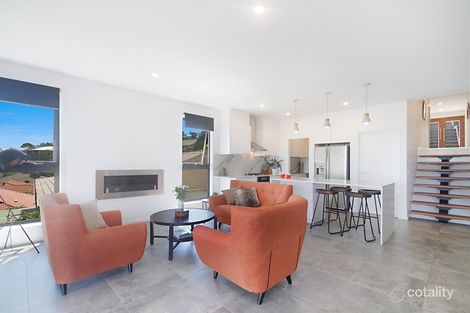 Property photo of 31 St Andrews Way Banora Point NSW 2486