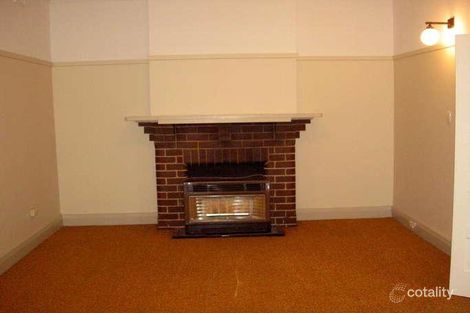 Property photo of 58 Collins Street Turvey Park NSW 2650