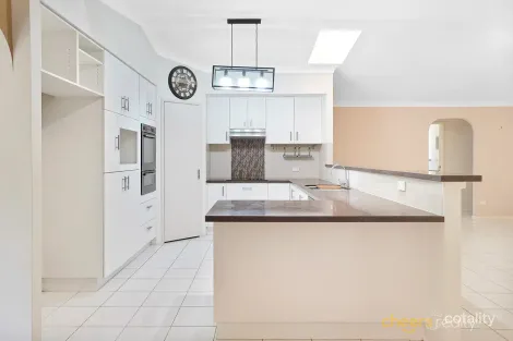 Property photo of 9 Robynne Place Kuraby QLD 4112