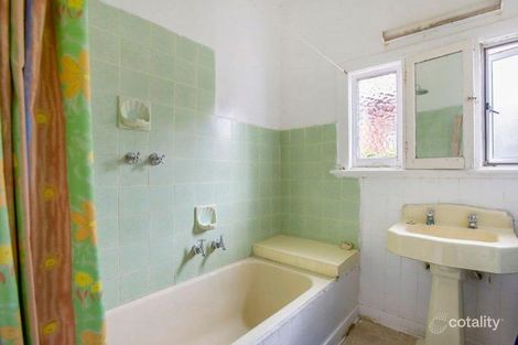 Property photo of 8 Milton Street Pascoe Vale South VIC 3044