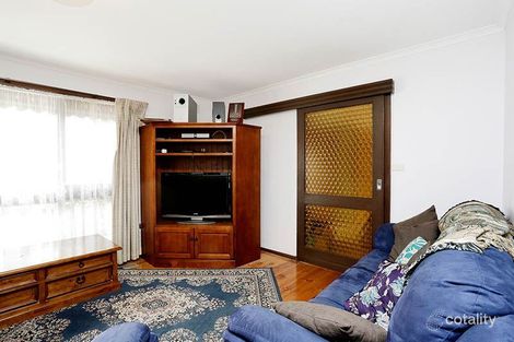 1 Truscott Ct, Wheelers Hill, VIC 3150