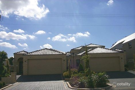 Property photo of 10 Highlands Road North Perth WA 6006