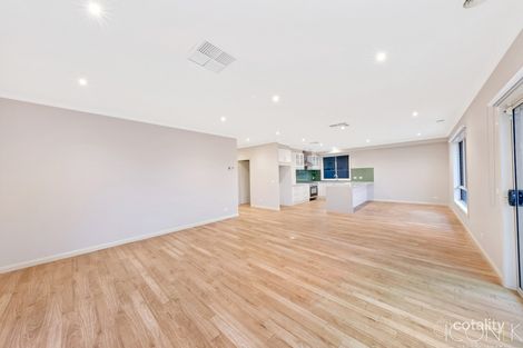 Property photo of 21 Bushlark Way South Morang VIC 3752