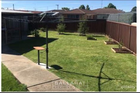 Property photo of 10 Harrow Street Wendouree VIC 3355